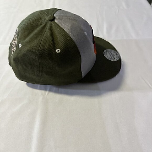 Miami Heat Mitchell & Ness Hardwood Classic Snapback Hat NBA Olive Green/Gray - Picture 6 of 10